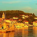 Villa Island Servantesa Prvić Luka