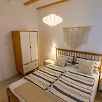 Island Servantesa Prvić Luka