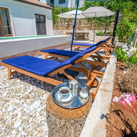 Island Servantesa Villa