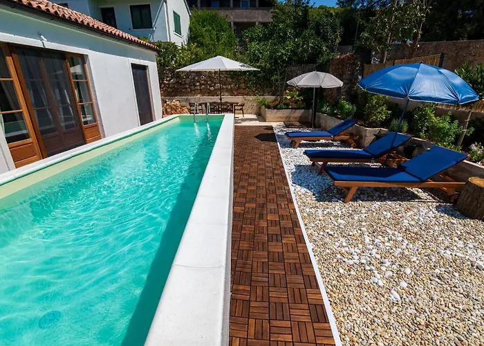 Island Servantesa Willa *